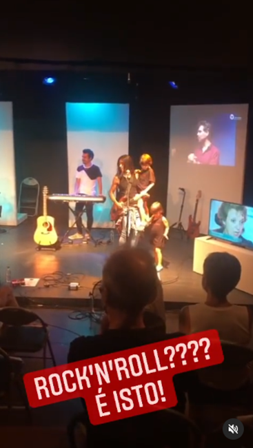 João Soares e os netos de Maria João Abreu