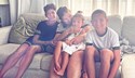 Dolores Aveiro com os netos