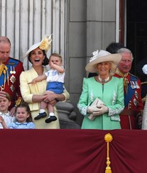 William e Kate querem viver perto da rainha