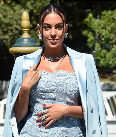 Fotografias mostram barriga de Georgina grávida