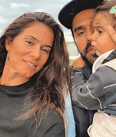 Cláudia Vieira de férias em família no Alentejo