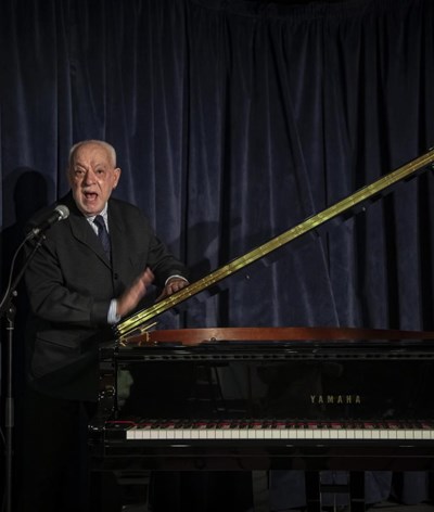 Paulo de Carvalho vai abandonar os palcos ao fim de 60 anos
