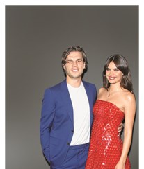 Sara Sampaio assume namoro