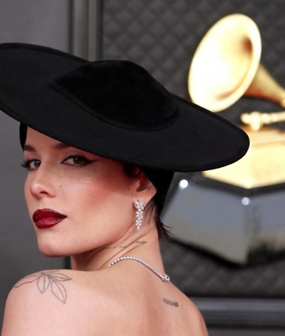 ‘Batalha’ de talento e ousadia nos Grammy Awards em Las Vegas