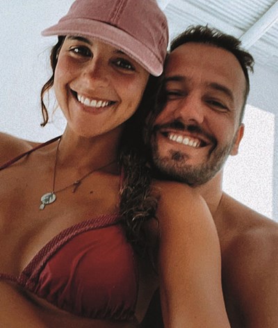 Pedro Teixeira foi ver Sara Matos ao teatro 