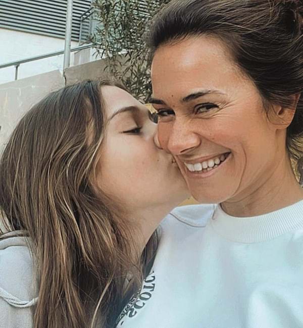 Cláudia Vieira com filha Maria