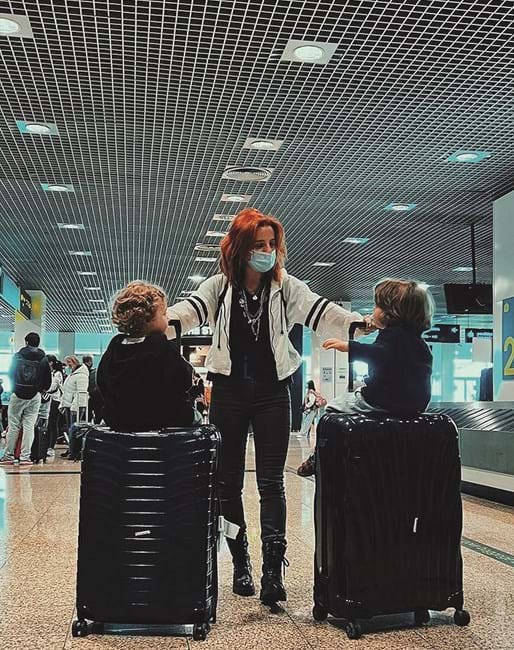 Inês Herédia prestes a embarcar para a Madeira com os filhos  gémeos