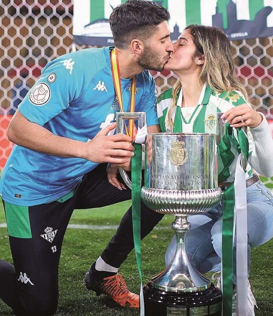 Inês Costa mudou-se para Sevilha para viver com o jogador português