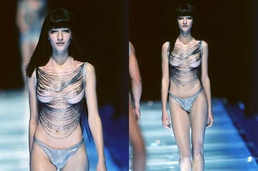 O desfile de má memória aconteceu no início da carreira da manequim brasileira 