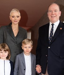 Princesa Charlene do Mónaco volta à vida pública