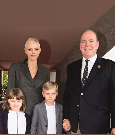 Príncipe Alberto paga 12 milhões de euros por ano à mulher para marcar presença em eventos oficiais