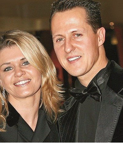Michael Schumacher prepara futuro em Espanha