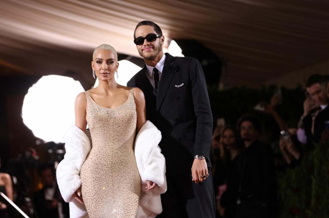 Kim e Pete assumiram relação no início de 2022 