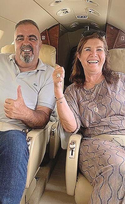 Dolores Aveiro e o namorado