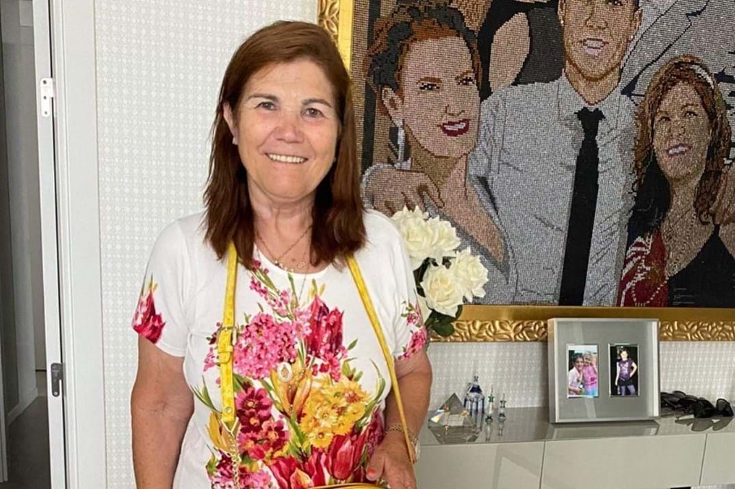 Dolores Aveiro 