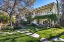 O jardim da mansão de Jim Carrey