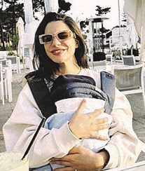 Carolina Carvalho partilha fotografia com o filho 