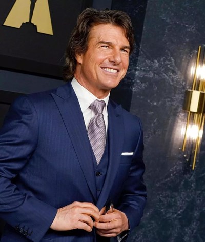 Tom Cruise está irreconhecível