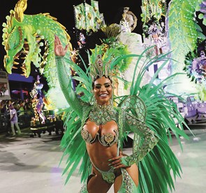 Carnaval: Samba, cor e animação ao estilo brasileiro - a Ferver