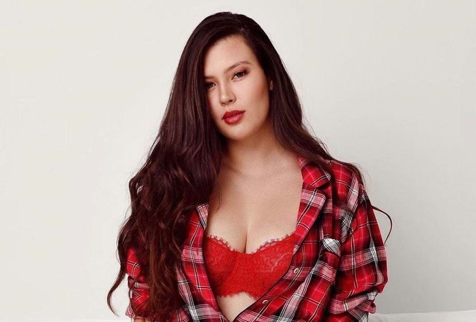 A modelo ‘plus size’ Michelle Carvalho