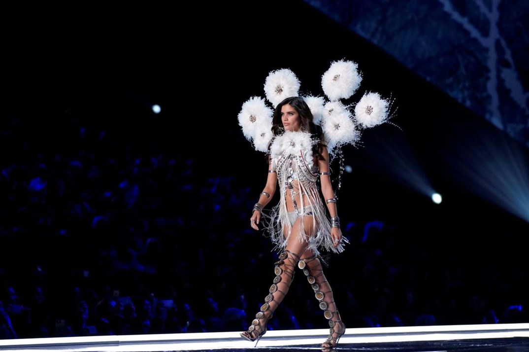 Sara Sampaio também já foi ‘anjo’