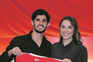 Namorada de Guedes espera primeiro bebé