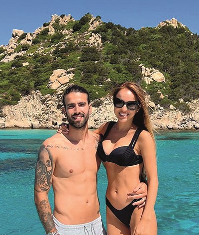 Sérgio Oliveira agradece ao treinador por ficar na bancada