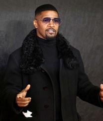 Jamie Foxx internado por "complicações médicas"