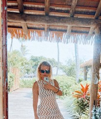 Cristina Ferreira sensual em vestido com transparências