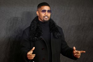 Jamie Foxx internado por "complicações médicas"