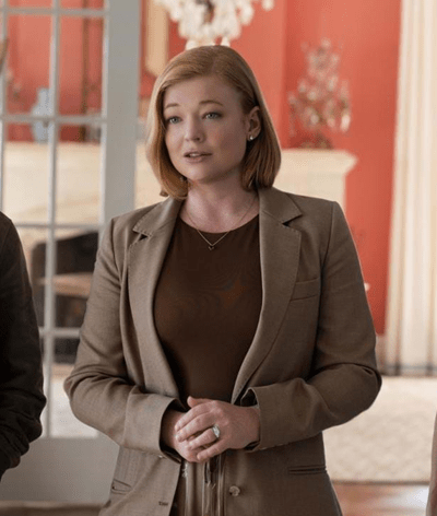 Sarah Snook foi mãe pela primeira vez