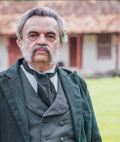 Ator brasileiro José Dumont condenado por posse de pornografia infantil