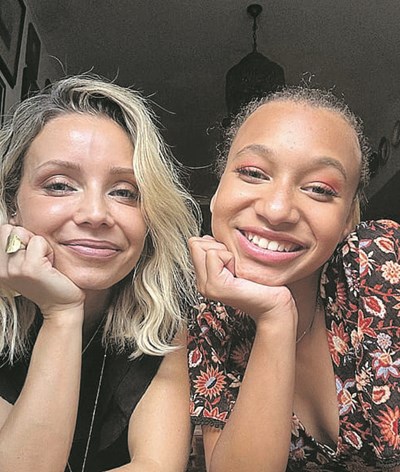 Lyonce Viiktórya já trabalha como modelo