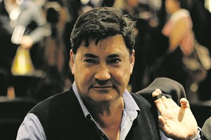 Negócio de Paulo Camacho destruído em incêndio de Odemira