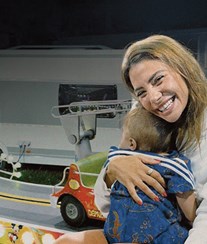 “A minha mãe está a viver connosco”, revela Carolina Carvalho 