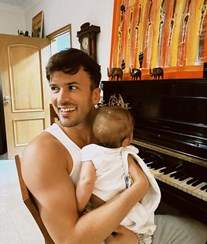 O filho de David Carreira disse papá pela primeira vez