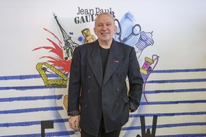 “O teatro e o cabaret sempre ficaram dentro de mim”: Jean Paul Gaultier esteve em Lisboa