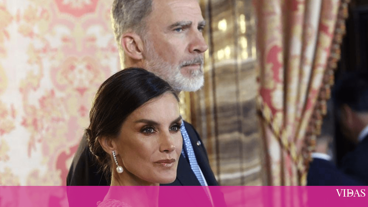 Tensão real: Letizia barrada à porta do hospital pela cunhada