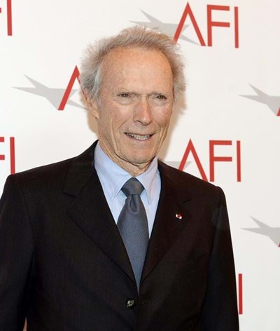 Aos 93 anos, Clint Eastwood aparece irreconhecível. Veja as imagens